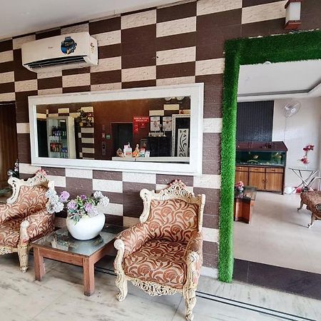 Hotel Amritsar Inn Buitenkant foto