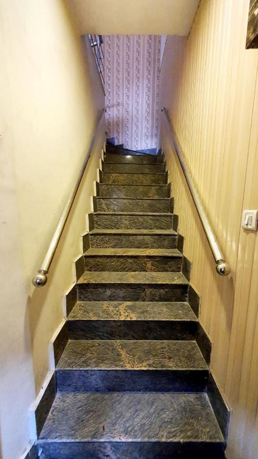 Hotel Amritsar Inn Buitenkant foto